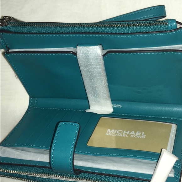 Michael Kors Adel - Picture 2 of 2